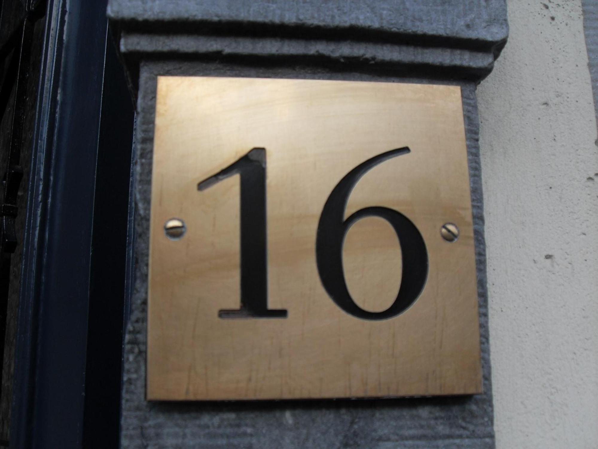 B&B Le Seize Brussels Ngoại thất bức ảnh