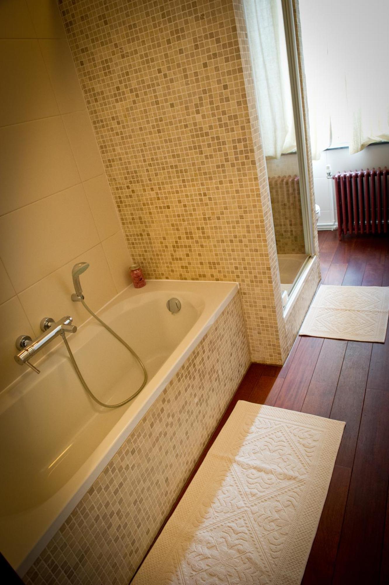 B&B Le Seize Brussels Ngoại thất bức ảnh